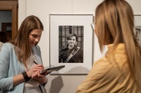 Wernisaże dzień po dniu: Maria Strzesak „4-12-22”