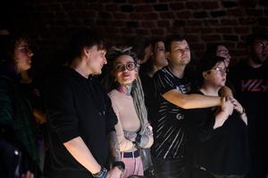 Publiczność na koncercie Dziwnej Wiosny