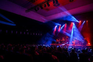 Koncert: Fisz Emade Tworzywo - Na scenie zespół Fisz Emade Tworzywo