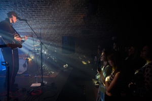 Dawid Tyszkowski "Nadal nie śpię" w Piwnicach TCK - Publiczność koncertowa