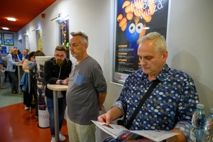 37. TNF - Dzień 1 (27.05.23) - Widzowie w hallu kina