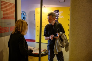 37. TNF - Dzień 5 (31.05.23) - Widzowie w hallu kina