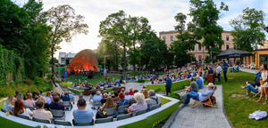 Starówka Jazz Festival - 30.06.2023 - Na scenie koncert zespołu Leliwa Jazz Band & Katarzyna Wnęk.