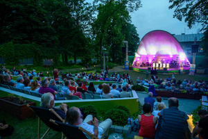 Starówka Jazz Festival - 30.06.2023 - Na scenie koncert zespołu Big Mielec Band.