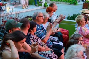 Starówka Jazz Festival - 7.07.2023 - Publiczność w Amfiteatrze Letnim