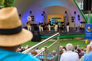 Starówka Jazz Festival - 7.07.2023 - Na amfiteatralnej scenie zespół RB Dixie Five