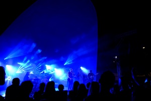 Był Sobie Blues - 11.08.2023 - Publiczność przed sceną na koncercie zespołu Ørganek