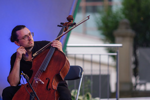 Koncert "Spanish Night" - Polish Art Philharmonic ft. Tomasz Radziszewski - Koncert. Orkiestra scenie.