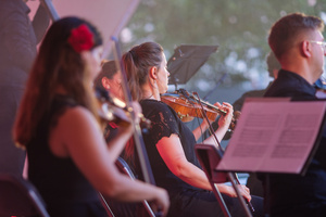 Koncert "Spanish Night" - Polish Art Philharmonic ft. Tomasz Radziszewski - Koncert. Orkiestra scenie.