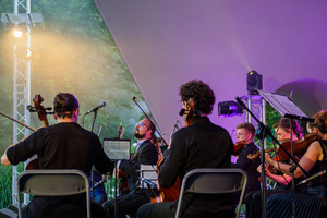 Koncert "Spanish Night" - Polish Art Philharmonic ft. Tomasz Radziszewski - Koncert. Orkiestra scenie.