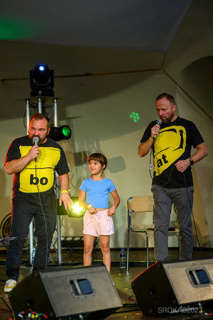 Szanty na Starówce - 26.08.2023 - Występ zespołu Banana Boat na scenie tarnowskiego Amfiteatru.