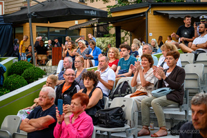 Szanty na Starówce - 26.08.2023 - Publiczność podczas koncertu "Szanty na Starówce".