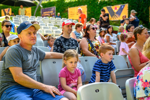 Piknik żeglarski - Publiczność podczas Pikniku żeglarskiego.