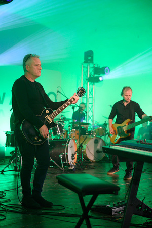 Koncert "Pawel Mazur - Przyjaciele i uczniowie" - Scena tarnowskiego Amfiteatru podczas koncertu.