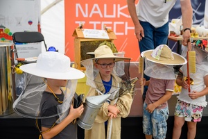 Festiwal Nauki i Techniki - Dzień I - wykłady i pokazy naukowe w Strefie Nauki i Techniki - Rynek