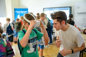 Festiwal Nauki i Techniki - Dzień I - wykłady i pokazy naukowe w Pasażu Odkryć