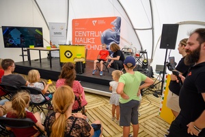 Festiwal Nauki i Techniki - Dzień II - wykłady i pokazy naukowe w Strefie Nauki i Techniki
