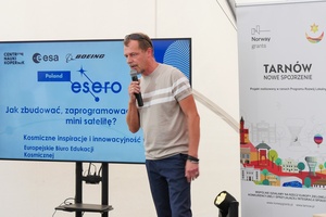 Festiwal Nauki i Techniki - Dzień II - wykłady i pokazy naukowe w Strefie Nauki i Techniki