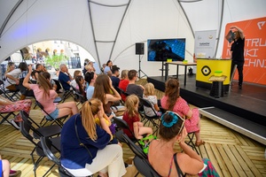 Festiwal Nauki i Techniki - Dzień II - wykłady i pokazy naukowe w Strefie Nauki i Techniki