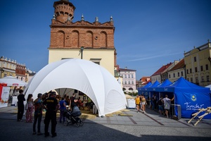 Festiwal Nauki i Techniki - Dzień II - wykłady i pokazy naukowe w Strefie Nauki i Techniki
