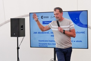 Festiwal Nauki i Techniki - Dzień II - wykłady i pokazy naukowe w Strefie Nauki i Techniki