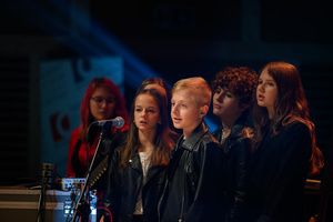 Koncert: 30-lecie S.M.Rock - Scena, występ uczniów S.M.Rock.