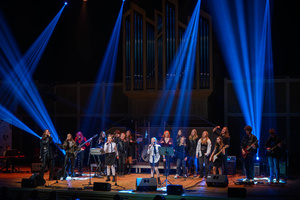 Koncert: 30-lecie S.M.Rock - Scena, występ uczniów S.M.Rock.