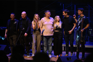 Koncert: 30-lecie S.M.Rock - Scena, występ nauczycieli S.M.Rock.