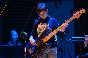 Koncert: 30-lecie S.M.Rock - Scena, występ uczniów S.M.Rock.