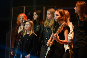 Koncert: 30-lecie S.M.Rock - Scena, występ uczniów S.M.Rock.