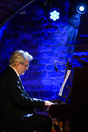 Koncert: Opowieści Wigilijne - Agnieszka Wilczyńska - wokal, Andrzej Jagodziński - pianino