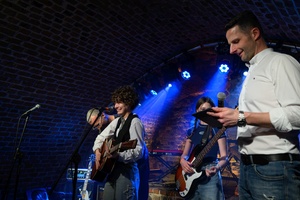 Koncert S.M.Rock - 14.03.2023 - Scena S.M.Rock w akcji - Występ supportu - rodziny Stasiczaków.