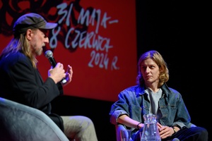 38. TNF - Dzień 3 (2.06.2024) - Na scenie Marzenia: spotkanie z aktorem Mateuszem Więcławkiem prowadzone przez Ryszarda Jaźwińskiego po projekcji filmu "Kobieta z..."