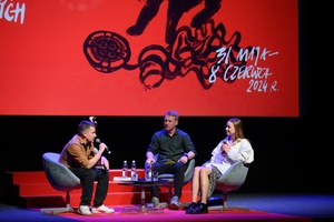 38. TNF - Dzień 5 (4.06.2024) - Na scenie Marzenia spotkanie z duetem aktorskim z filmu "Chłopi"- Kamilą Urzędowską i Cezarym Łukaszewiczem, które prowadzi Kuba Armata