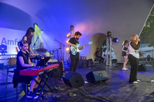 Koncert S.M.Rock - Scena Amfiteatru, występ uczniów S.M.Rock.