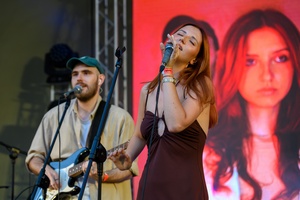 ZDEARZENIE 2024 - Koncert: YASNO, MEEK, OH WHY? - Na scenie Yasno