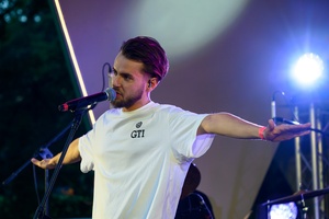 ZDEARZENIE 2024 - Koncert: YASNO, MEEK, OH WHY? - Na scenie Meek, Oh Why?