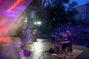 ZDEARZENIE 2024 - Koncert: YASNO, MEEK, OH WHY? - Na scenie Meek, Oh Why?