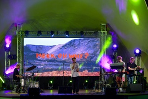 ZDEARZENIE 2024 - Koncert: YASNO, MEEK, OH WHY? - Na scenie Meek, Oh Why?