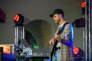 ZDEARZENIE 2024 - Koncert: YASNO, MEEK, OH WHY? - Na scenie Yasno