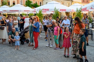 Starówka Jazz Festival - 19.07.2024 r. - Parada nowoorleańska. Publiczność podczas występu.