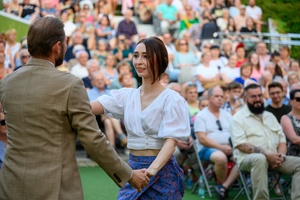 Starówka Jazz Festival - 19.07.2024 r. - Koncert zespołu Leliwa Jazz Band. Widownia Amfiteatru.