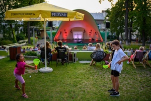 Koncert: "Ballady na głos i gitarę" - Łucja Kania - Publiczność w oczekiwaniu na występ Łucji Kani