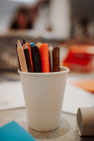 otwARTa jeszcze bardziej. Warsztaty dla małych pasjonatów sztuki - ARCHITEKTURA - Materiały plastyczne.