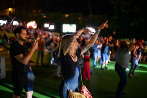 Był Sobie Blues - 9.08.2024 - Publiczność żywo reagująca podczas występu Zeppelinians