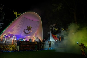 Szanty na Starówce - 24.08.2024 - Na amfiteatralnej scenie zespoły Glassgo i The Nierobbers w finałowej szancie