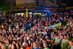 Koncert: Rock na Starówce - Publiczność podczas koncertu