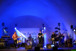 Koncert: Rock na Starówce - Na scenie zespół Pawła Mazura