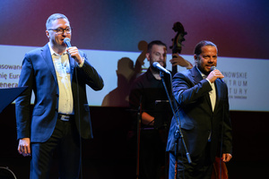 100-lecie kina Marzenie - koncert Voice Band i Ewelina Flinta - Na scenie kina Marzenie - Voice Band