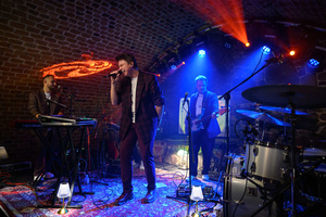 Koncert: BIOS - Zespół BIOS na scenie Piwnic TCK